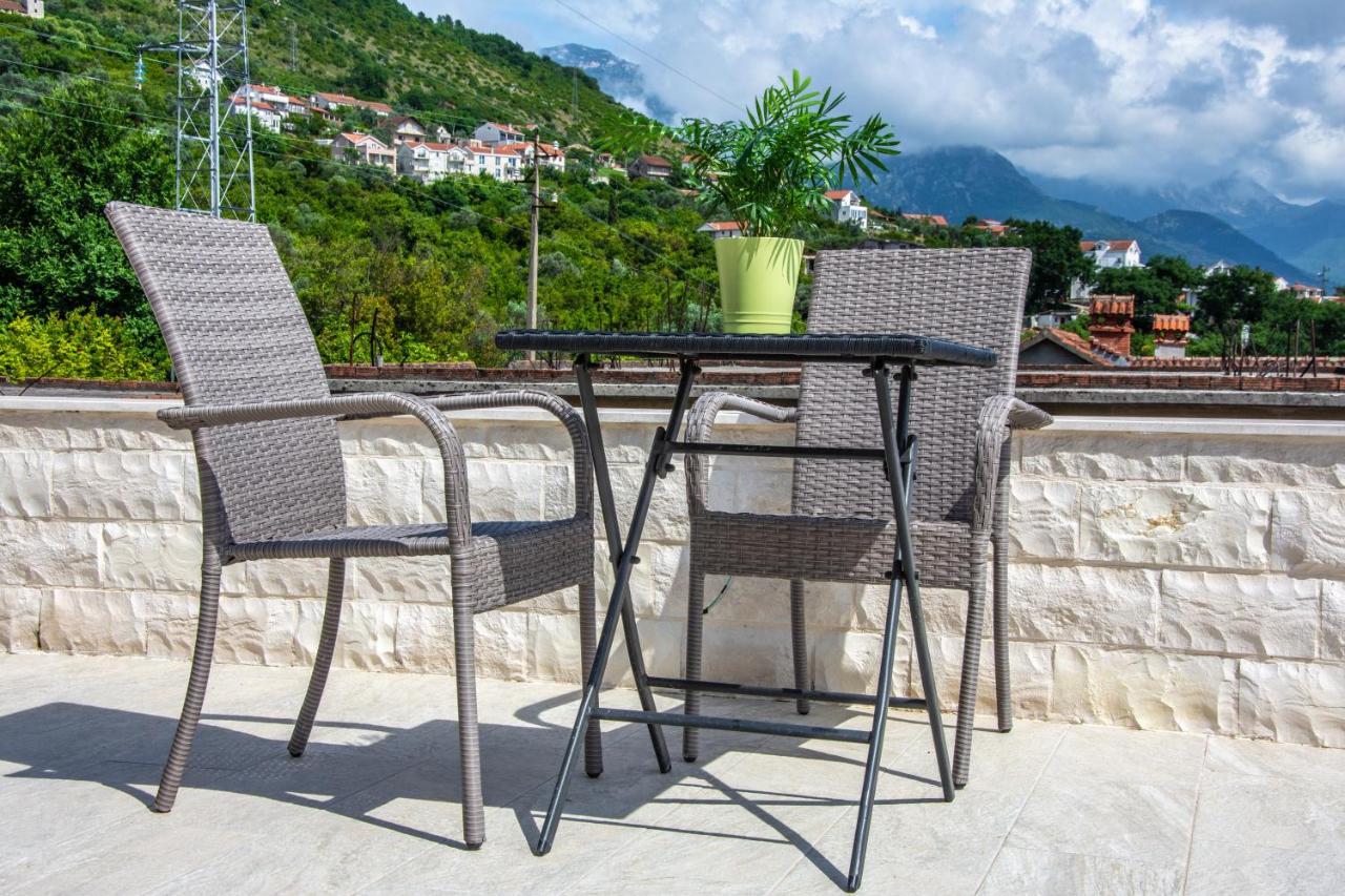 Ralux Apartman Tivat Exterior photo